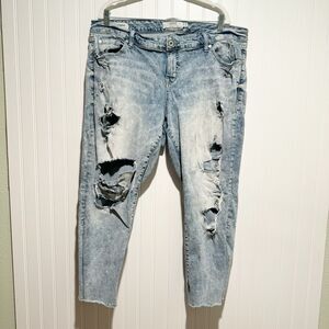 Torrid Boyfriend Jeans Heavily Distressed Plus Size 20